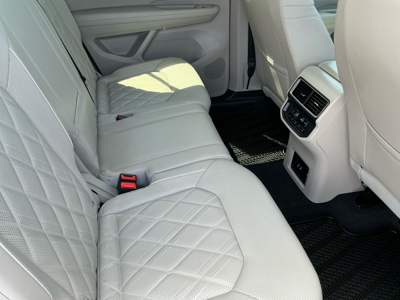 2025 Volkswagen Atlas