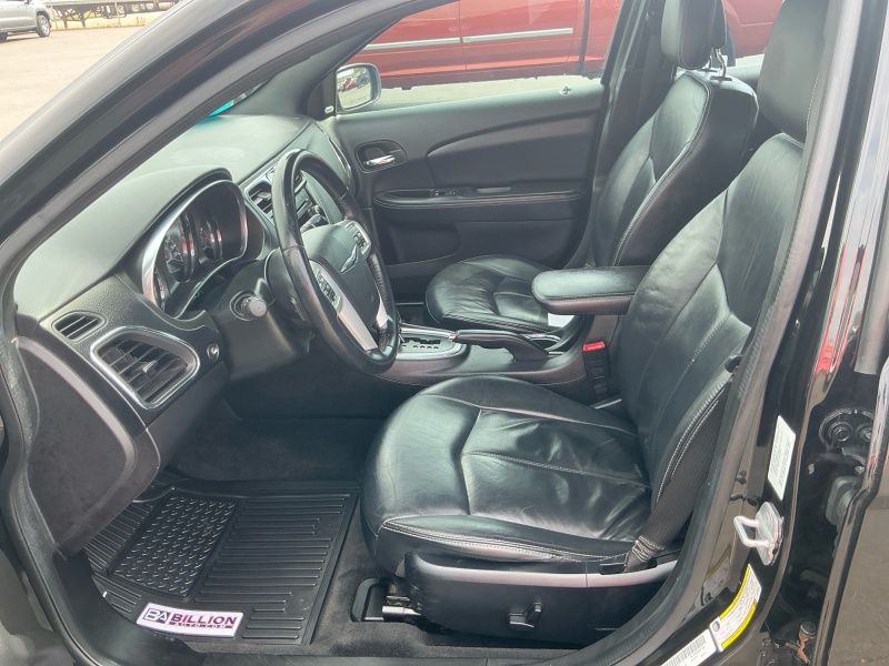 2014 Chrysler 200