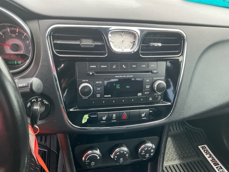 2014 Chrysler 200