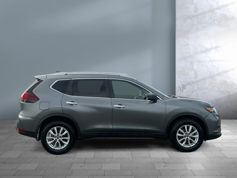 2020 Nissan Rogue