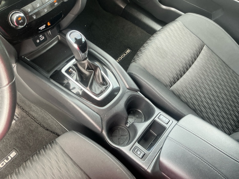 2020 Nissan Rogue