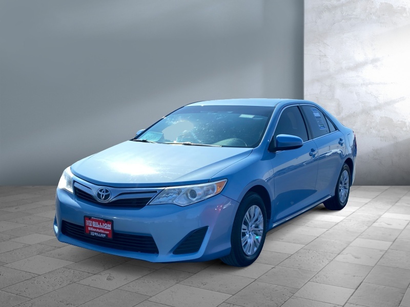Used 2013 Toyota Camry LE Car