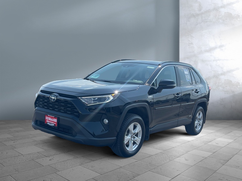 Used 2020 Toyota RAV4 XLE with VIN 2T3RWRFV8LW057897 for sale in Sioux Falls, SD