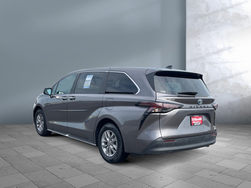 2023 Toyota Sienna