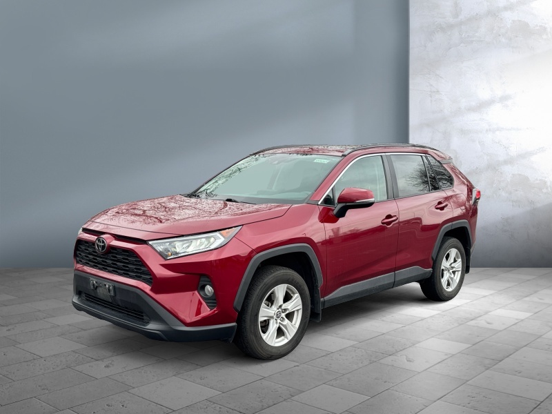 Used 2021 Toyota RAV4 XLE Crossover