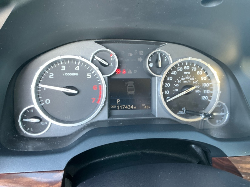 2015 Toyota Tundra 4WD Truck