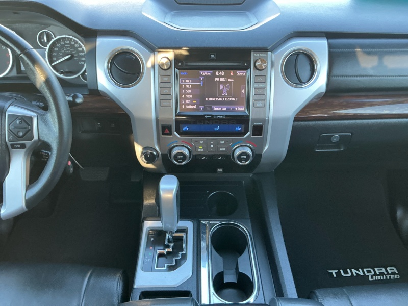 2015 Toyota Tundra 4WD Truck