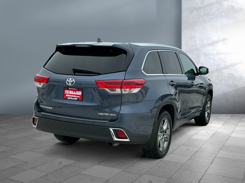 2017 Toyota Highlander