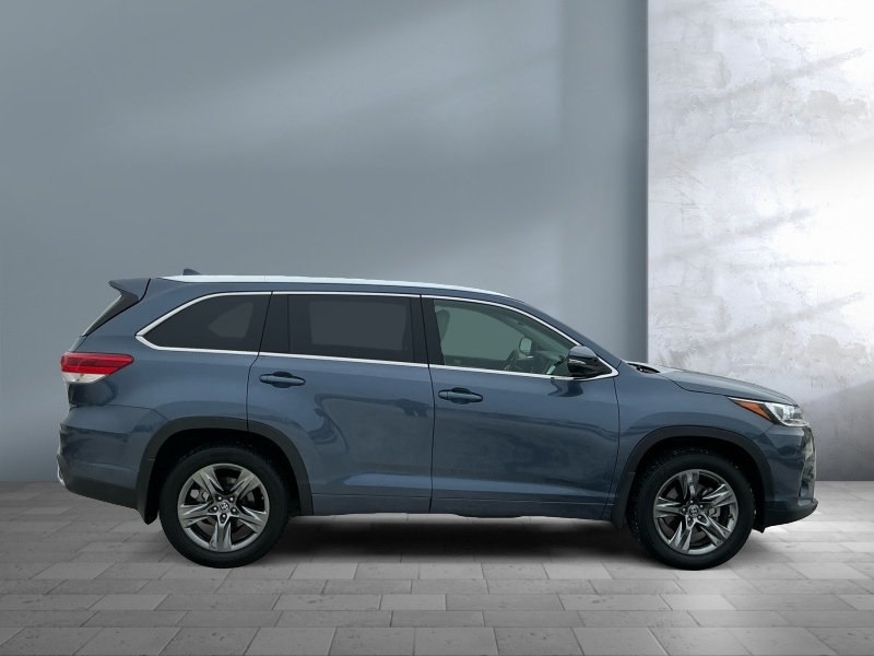 2017 Toyota Highlander