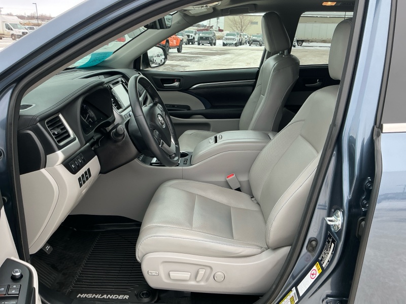 2017 Toyota Highlander