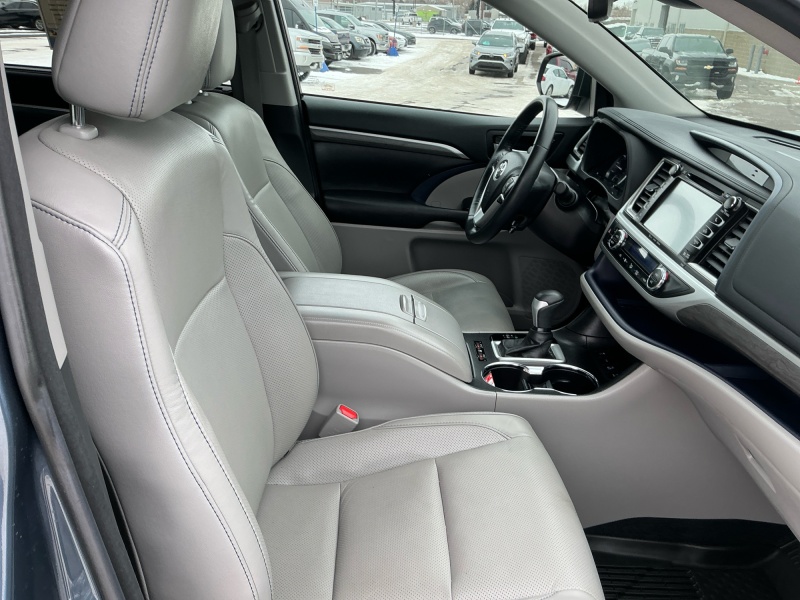 2017 Toyota Highlander