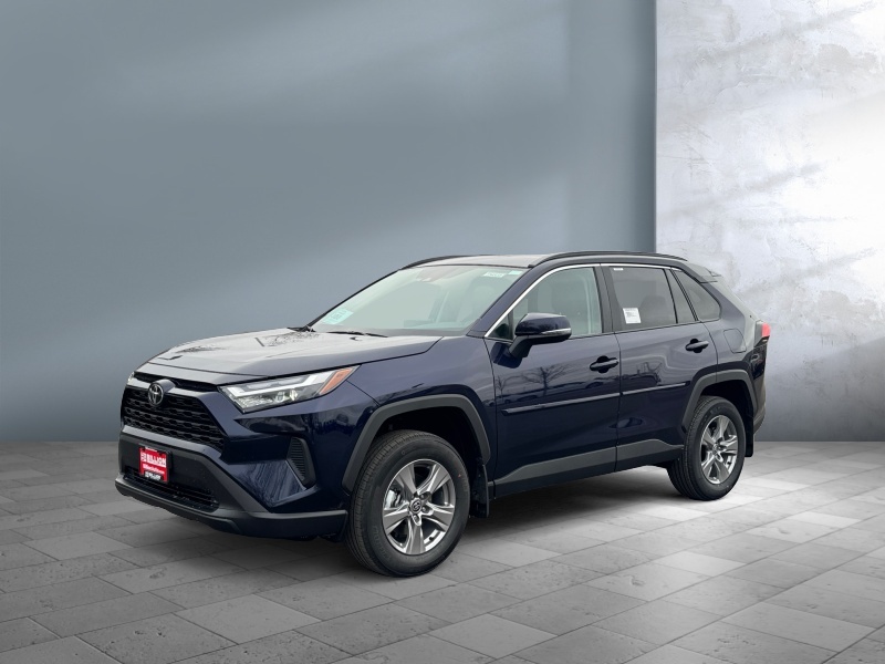 New 2025 Toyota RAV4 XLE Crossovers