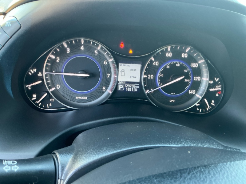 2016 INFINITI QX80
