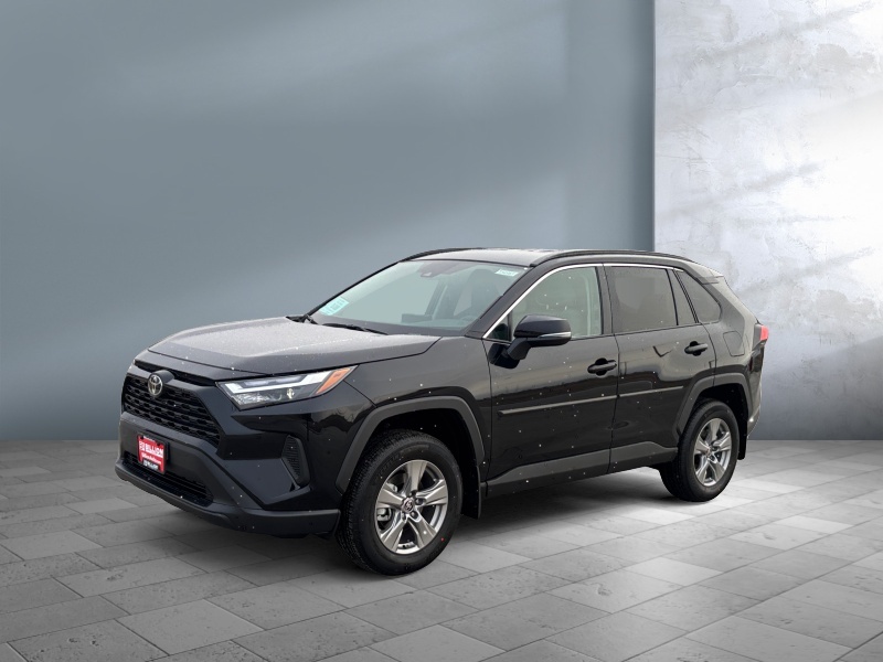 New 2025 Toyota RAV4 XLE Crossovers