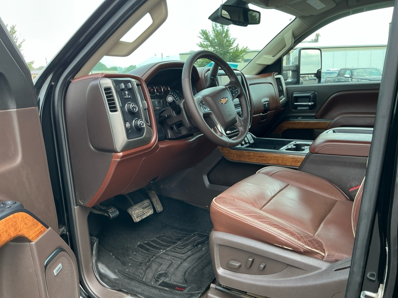 2015 Chevrolet Silverado 3500HD Built After Aug 14