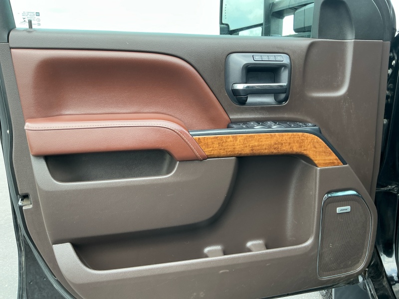 2015 Chevrolet Silverado 3500HD Built After Aug 14