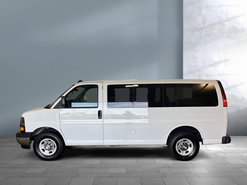 2024 Chevrolet Express Passenger