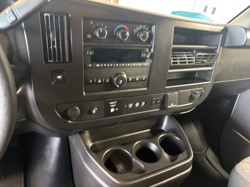 2024 Chevrolet Express Passenger