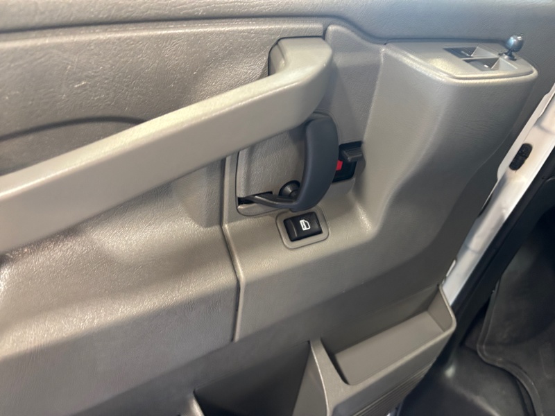 2024 Chevrolet Express Passenger