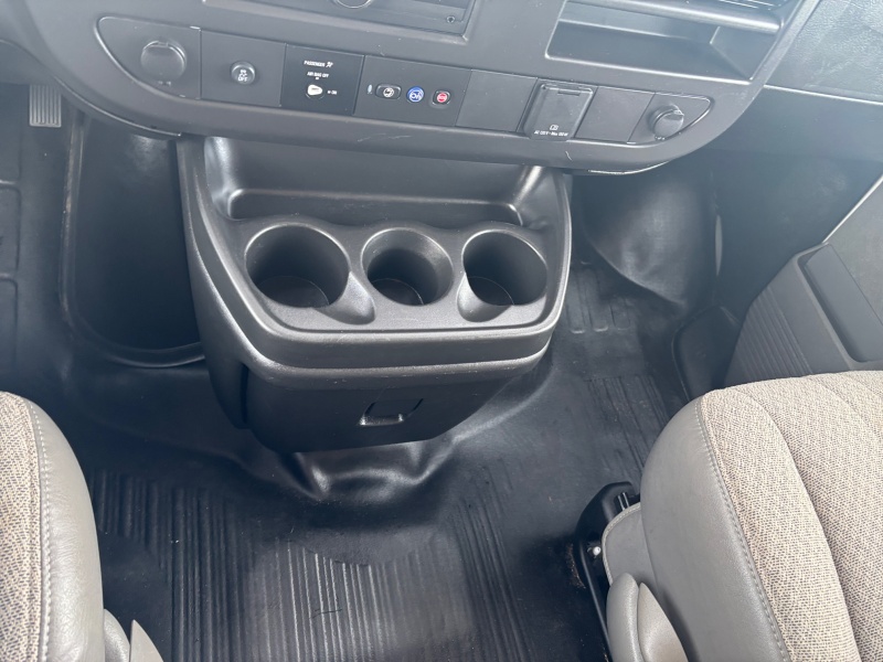 2025 Chevrolet Express Passenger