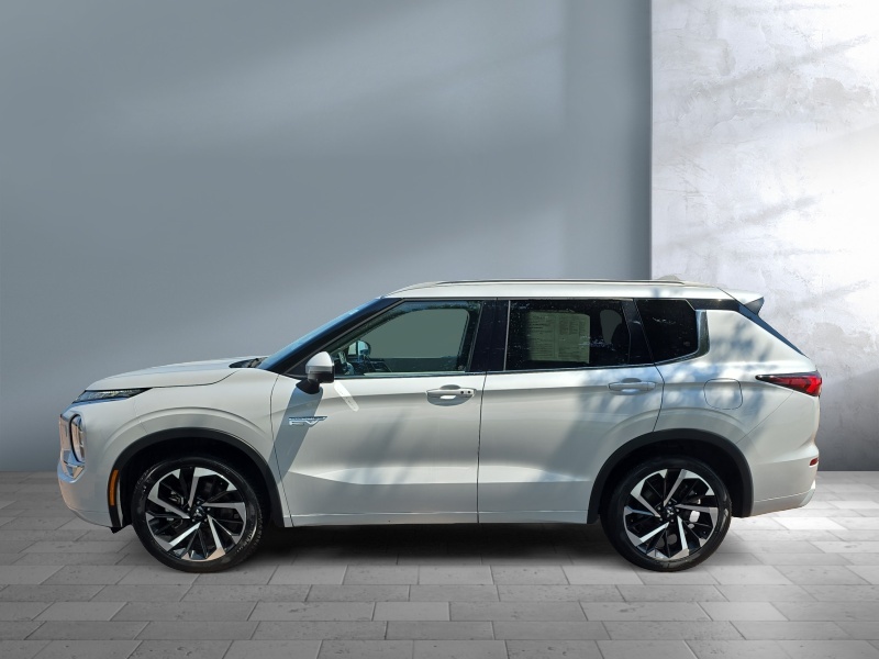 2024 Mitsubishi Outlander Plug-In Hybrid