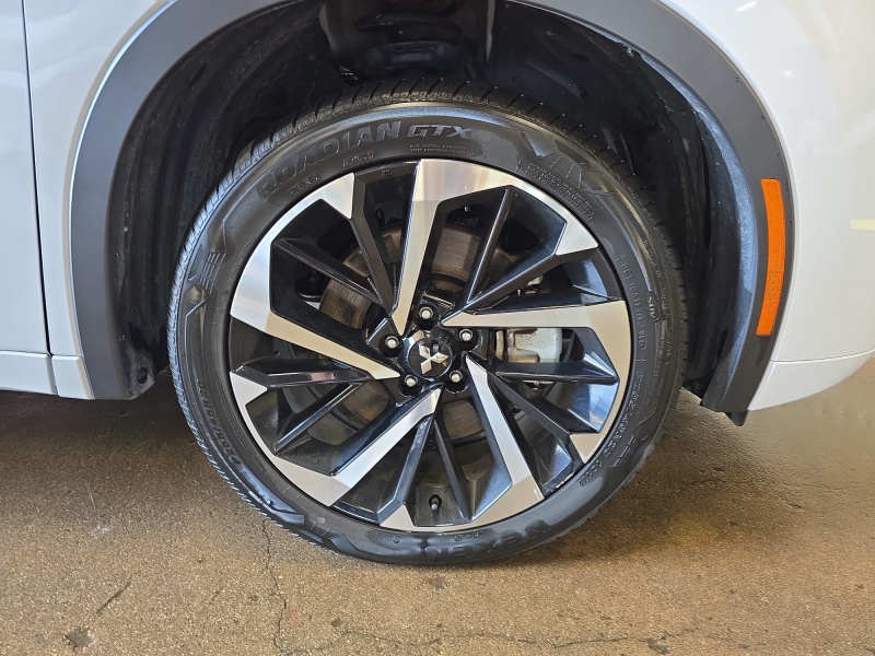 2024 Mitsubishi Outlander Plug-In Hybrid