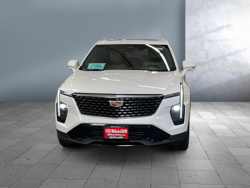 2024 Cadillac XT4