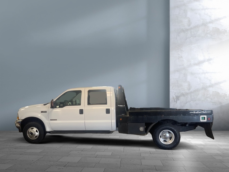 Used 2003 Ford Super Duty F-350 DRW Lariat Truck