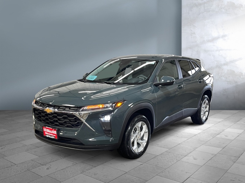 New 2025 Chevrolet Trax LS Crossover