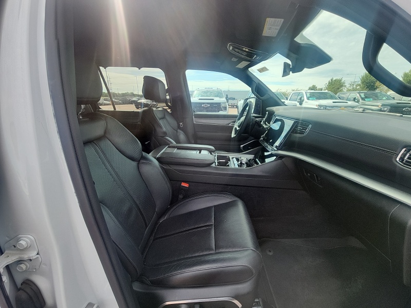 2024 Jeep Wagoneer L