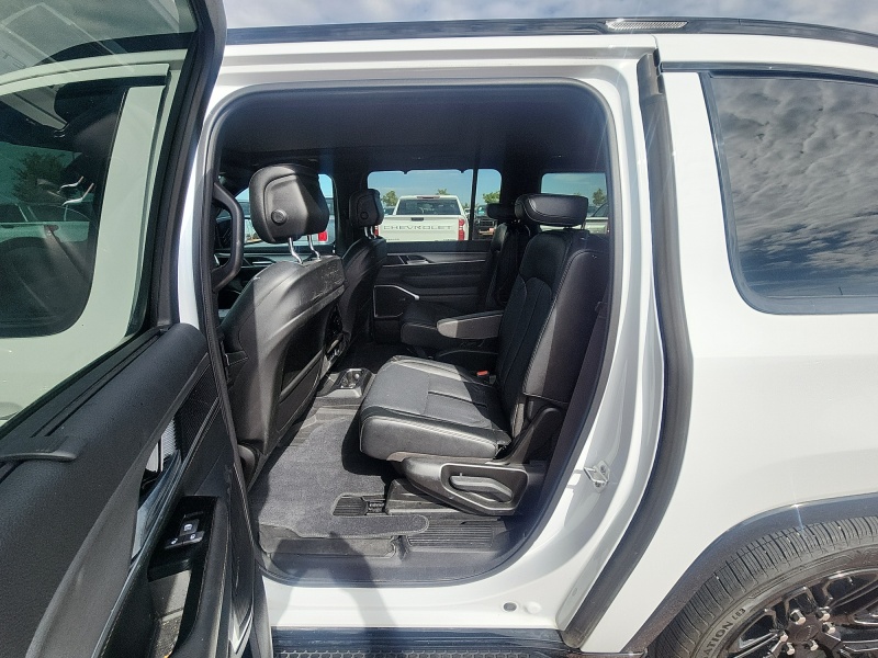 2024 Jeep Wagoneer L