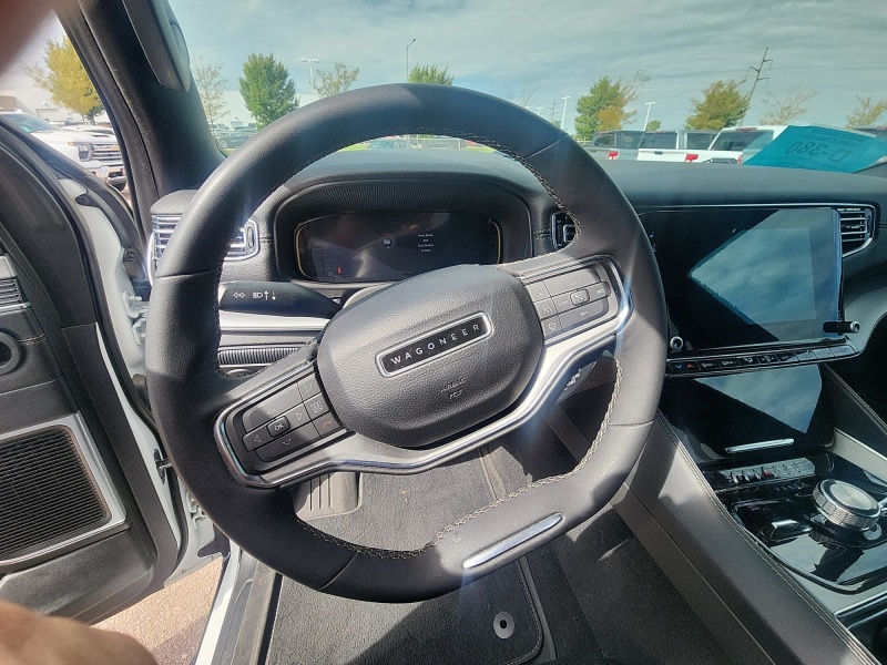 2024 Jeep Wagoneer L