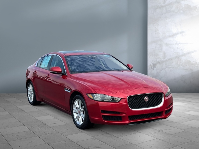 2017 Jaguar XE