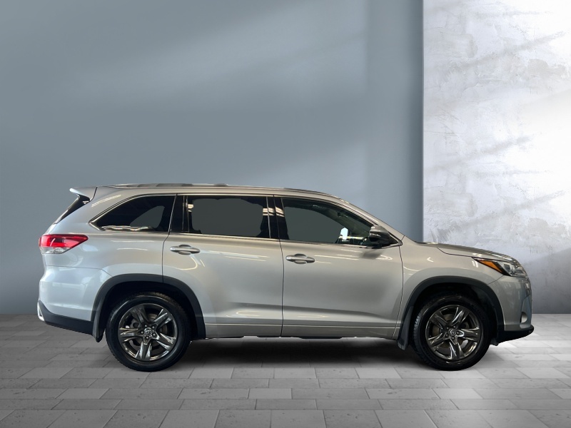 2017 Toyota Highlander