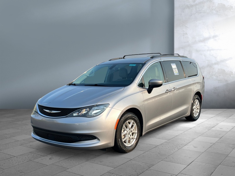 2021 Chrysler Voyager