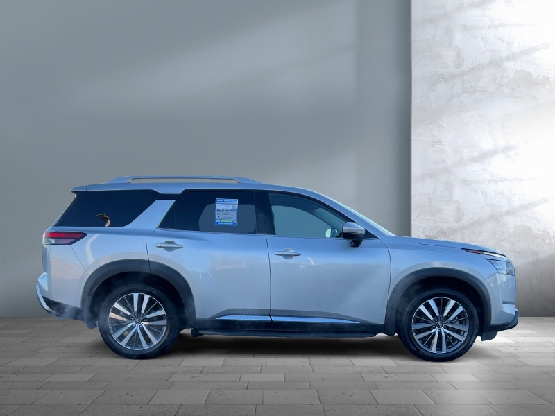 2022 Nissan Pathfinder