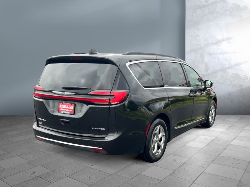 2023 Chrysler Pacifica