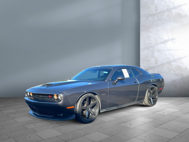Used 2019 Dodge Challenger R/T Cars