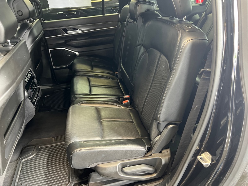 2024 Jeep Wagoneer L