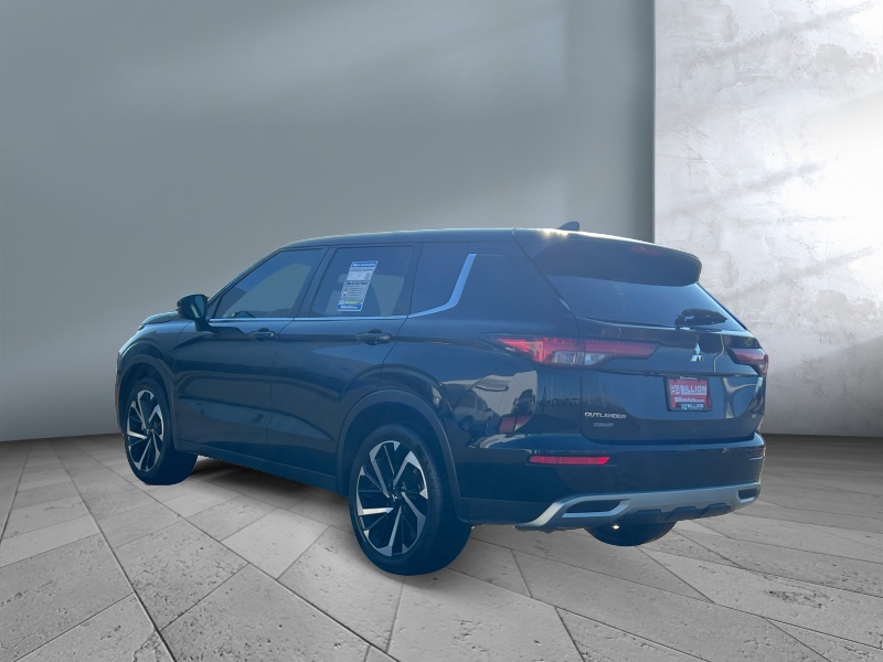 2024 Mitsubishi Outlander