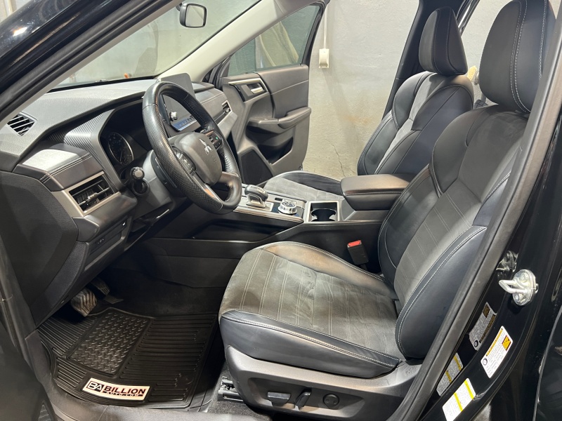 2024 Mitsubishi Outlander