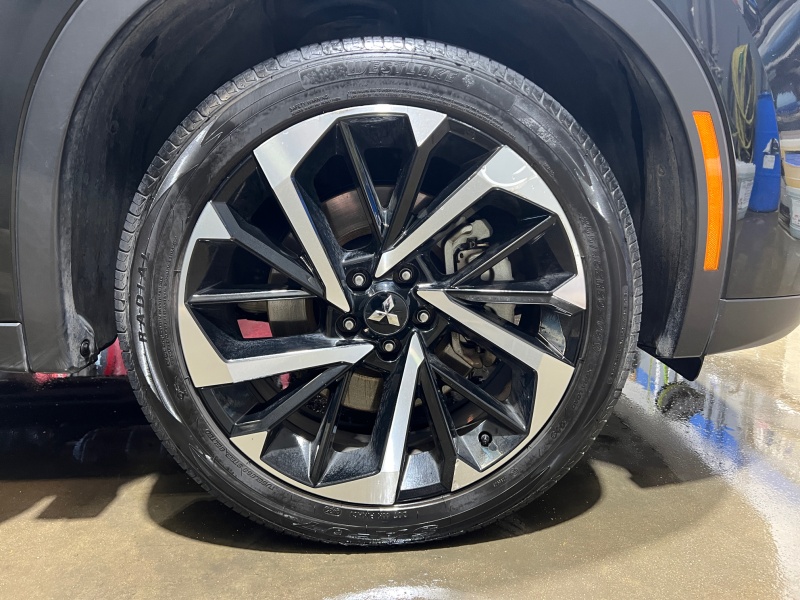 2024 Mitsubishi Outlander