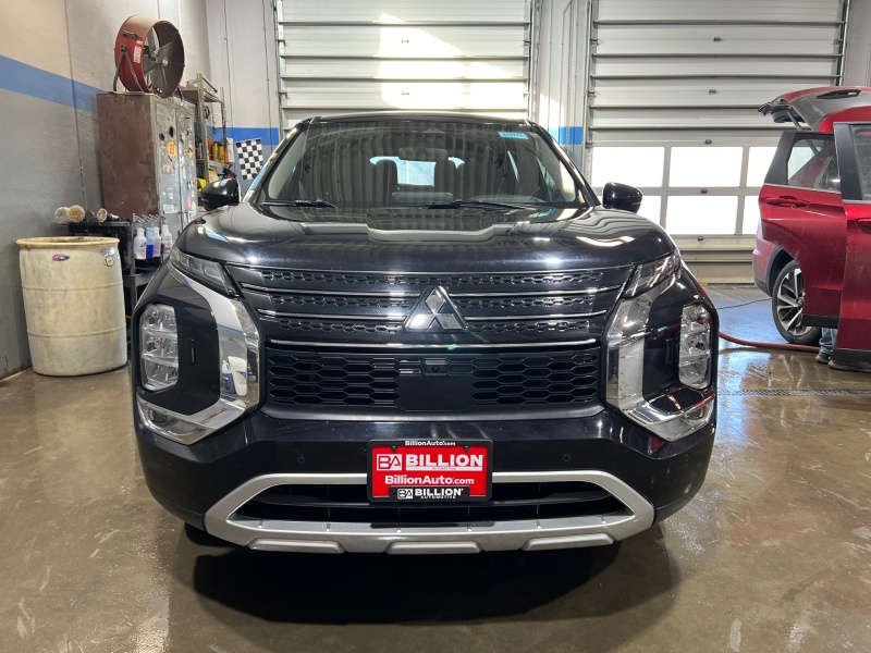 2024 Mitsubishi Outlander