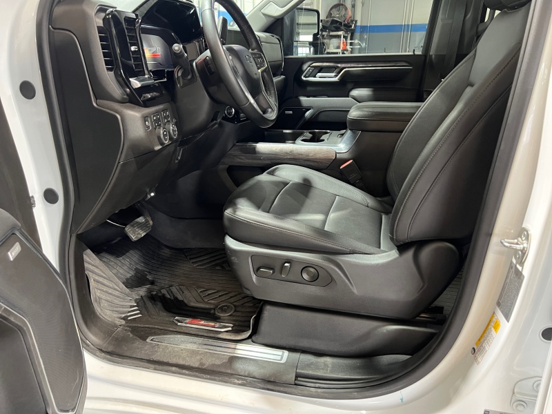 2025 Chevrolet Silverado 3500HD