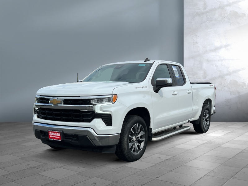 Used 2022 Chevrolet Silverado 1500 LT Trucks