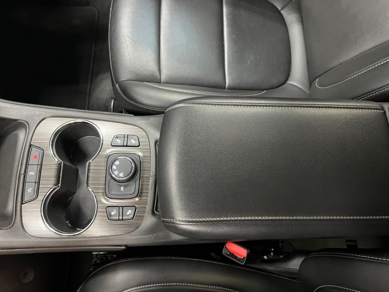 2023 GMC Acadia