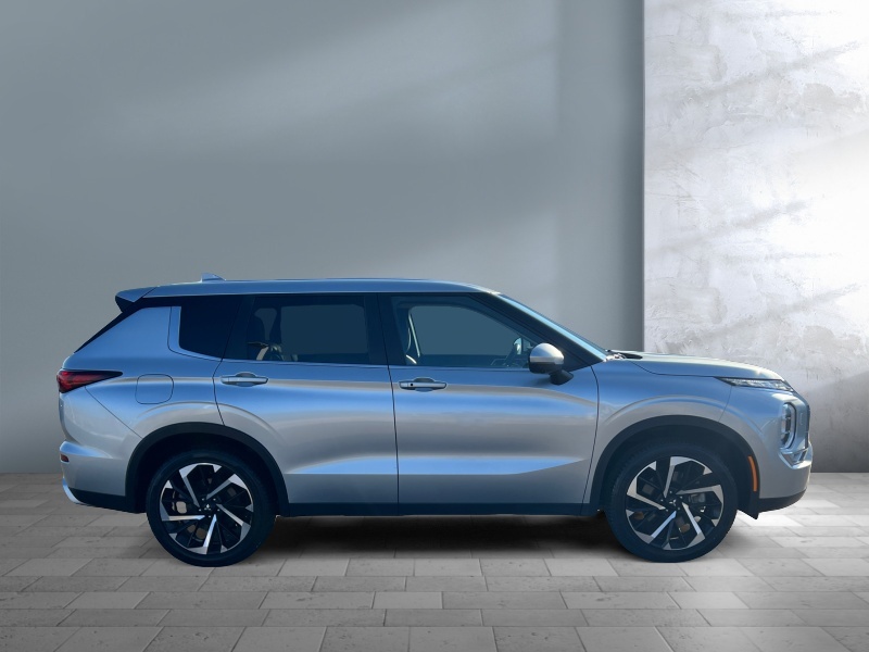 2024 Mitsubishi Outlander