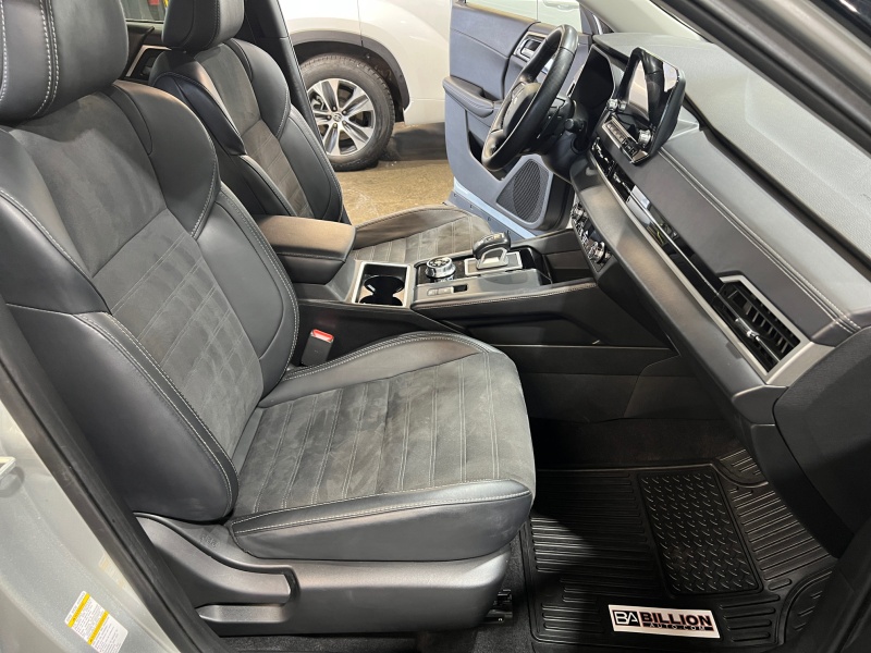 2024 Mitsubishi Outlander