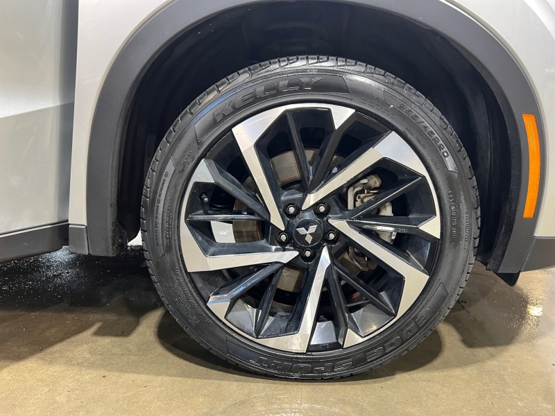 2024 Mitsubishi Outlander