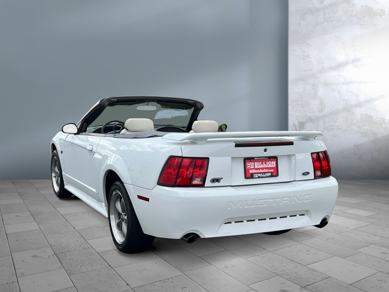 2001 Ford Mustang